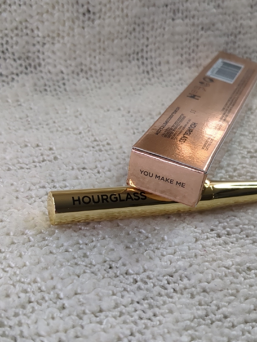 Hourglass You Make Me Matte Lipstick Crayon, 0.9g/0.03oz - Picture 8 of 10